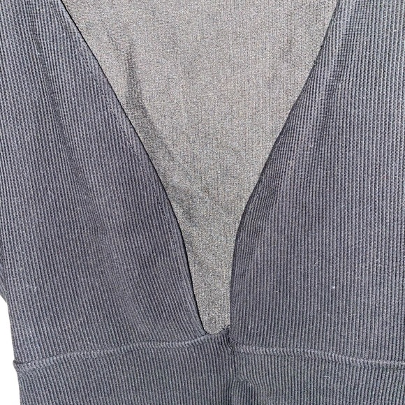 Topshop deep V neck bodysuit - Picture 3 of 5